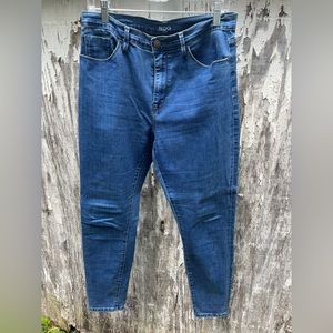 Urban Outfitters BDG High Rise Twig